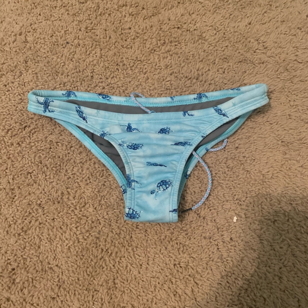 Jolyn Sea turtle European bottoms size XS!